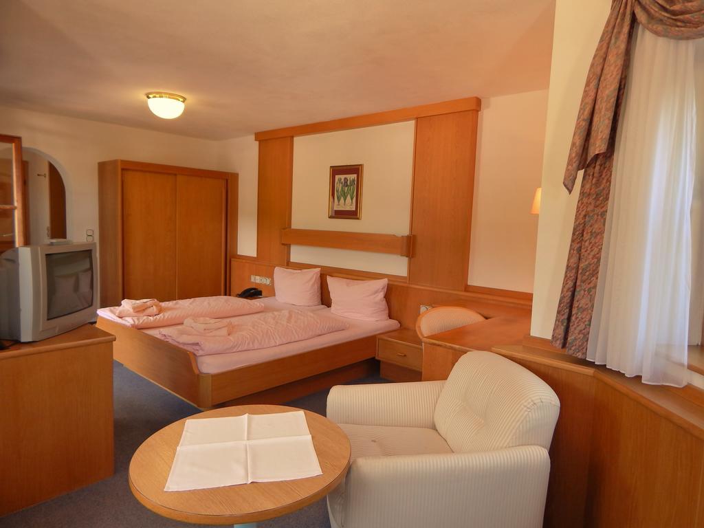 Koenigsseer Hof Hotel 3*